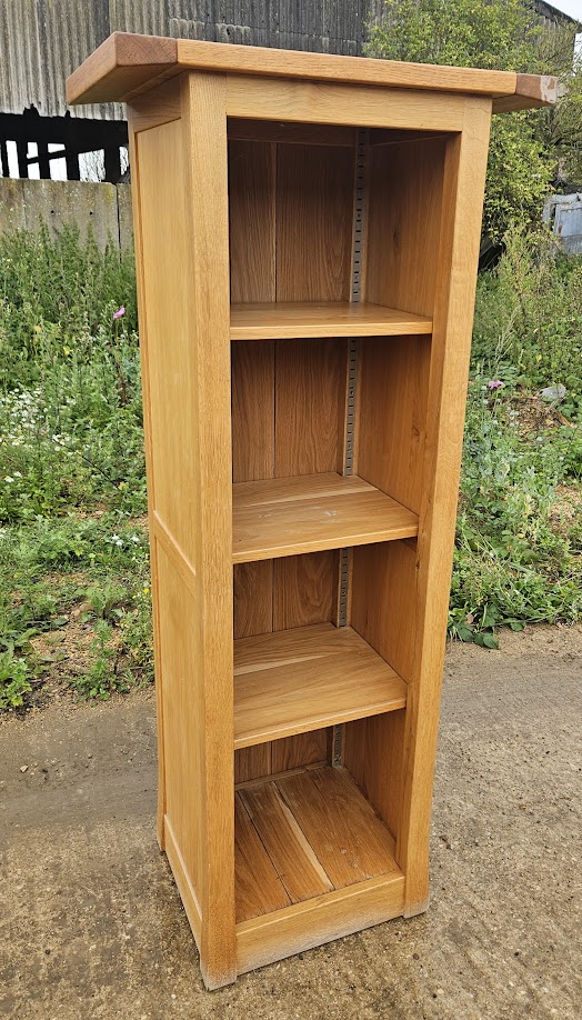 Solid Oak bookcase - The Cotswold Emporium