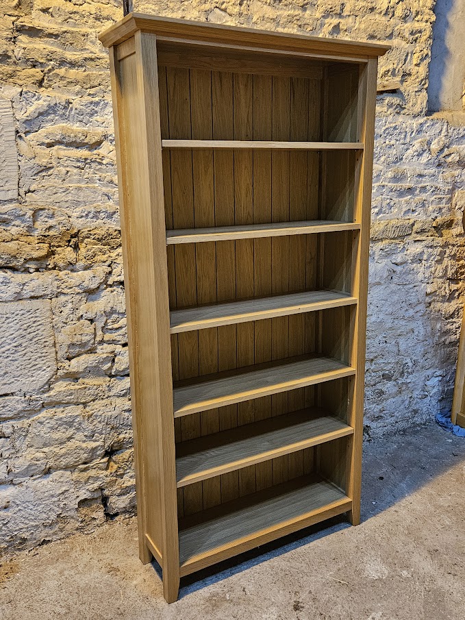 Solid Oak bookcase - The Cotswold Emporium