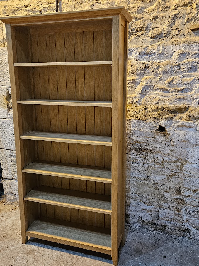 Solid Oak bookcase - The Cotswold Emporium