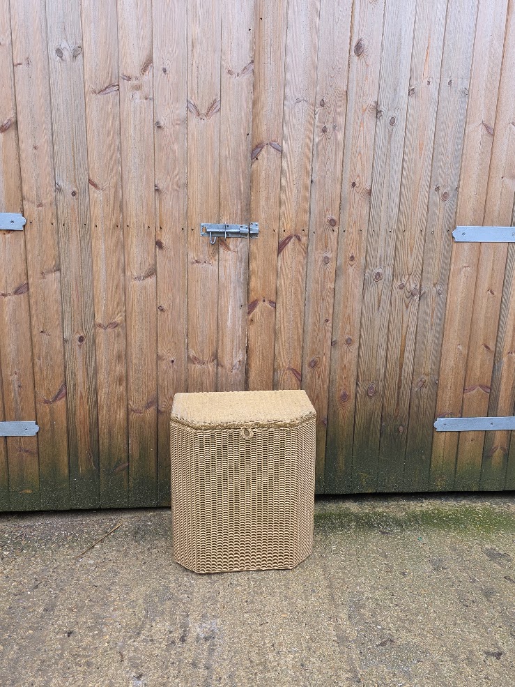 Vintage Lloyd loom washing basket