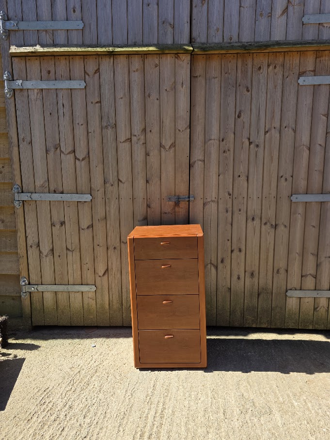 4 drawer chest of drawers