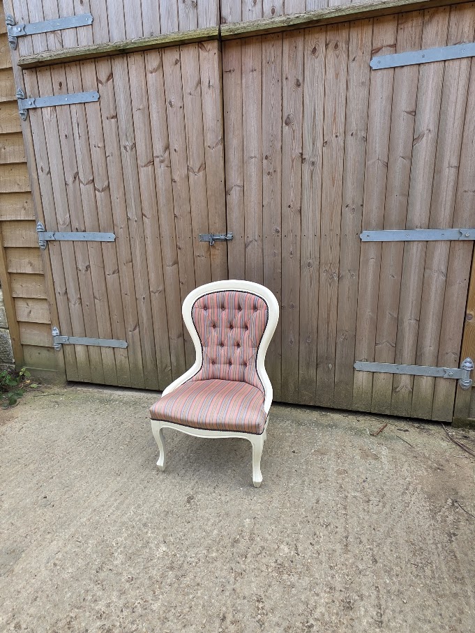 Vintage nursing chair