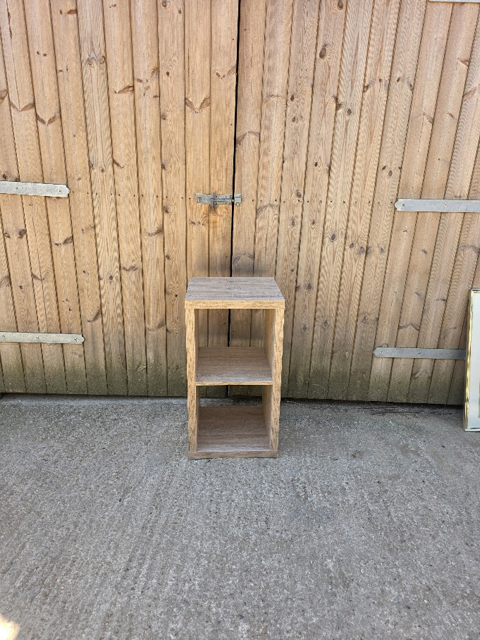 Oak effect 2 cube shelving unit
